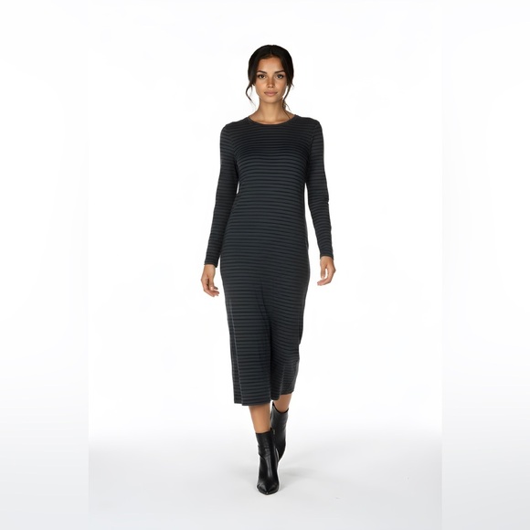 GAP Dresses & Skirts - GAP Black and Green Striped Long Sleeve Dress